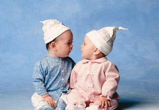 辅食添加_四个月的宝宝如何添加辅食_宝宝辅