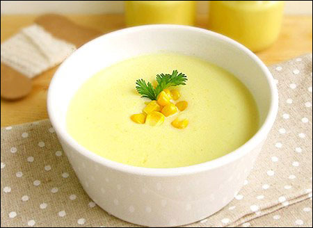 辅食添加_四个月的宝宝如何添加辅食_宝宝辅