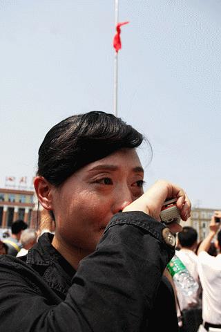 成都默哀含泪高喊中国雄起