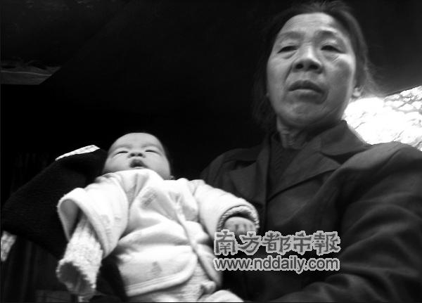 产检未查出胎儿无手臂（图）