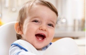 皮肤过敏宝宝有哪些表现_皮肤过敏,宝宝_婴儿