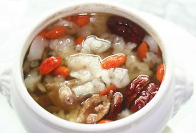 偏头痛吃什么好 缓解偏头痛的食疗偏方推荐_感