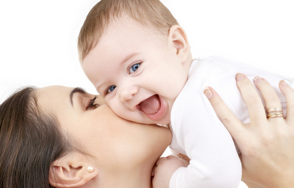 1岁以内宝宝感冒咳嗽呕吐 当心是百日咳_婴儿