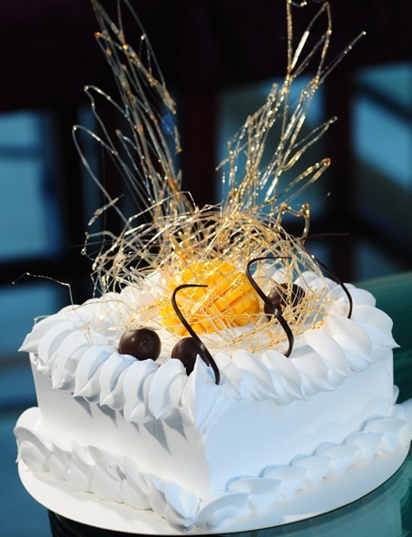 奶油蛋糕怎么做?奶油蛋糕的制作步骤_蛋糕的