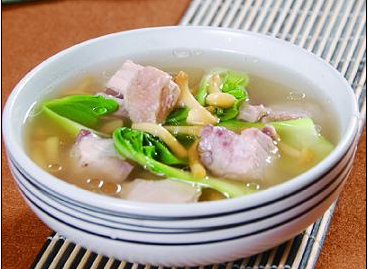 推荐两款汤类的孕妇食谱_孕妇饮食