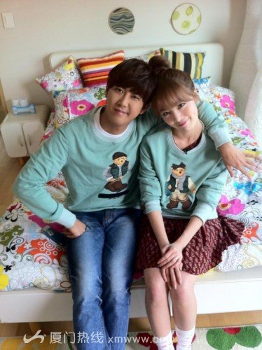 我们结婚了 闪光夫妇被赞天生一对闪光夫妇互