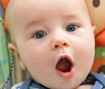 宝宝呵护:给宝宝洗脸有顺序_宝宝呵护