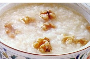 宝宝补脑食谱精选:核桃仁稠粥_宝宝食谱