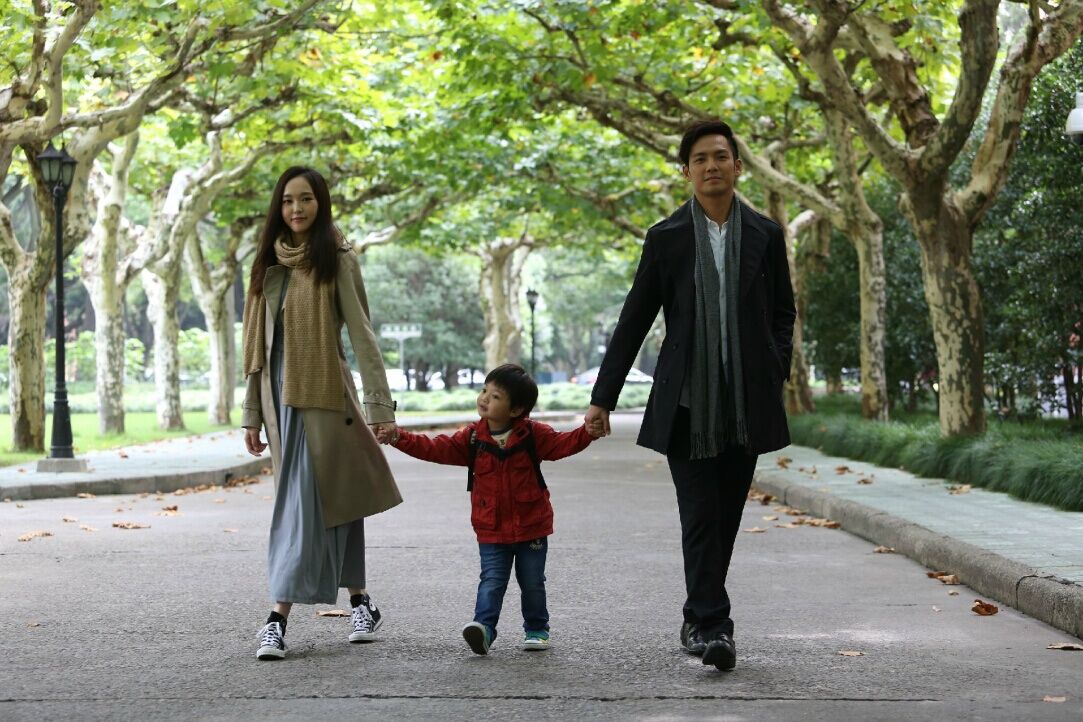 何以笙箫默小何私照放送 原来是丁桂儿脐贴广告的小萌娃