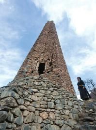 中国版比萨斜塔在哪里?多次地震都未倒_开心