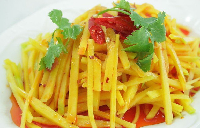 你会切土豆丝吗?富豪相亲面试切土豆丝_开心