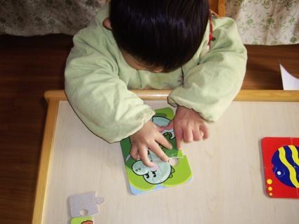 经常锻炼手指有助开发智力_智力开发