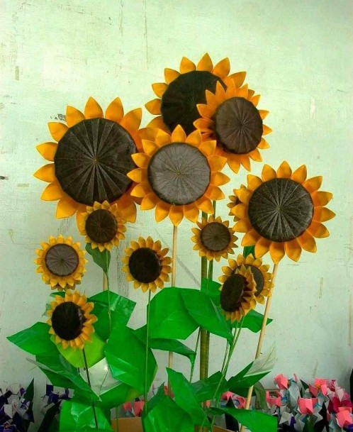 手工折纸花:向日葵的手工折法!_手工_亲亲宝贝网