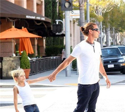 73万网友表白张亮我想和你睡_开心娱乐