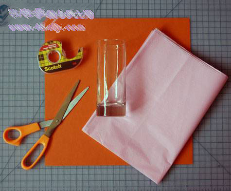 幼儿元旦手工:简易纸灯笼的制作方法