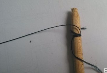 幼儿手工:手工制作玩具风车 (二)