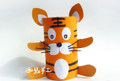 幼儿手工:卫生纸筒手工制作小老虎