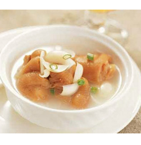 3-6岁宝宝营养食谱:百合猪蹄