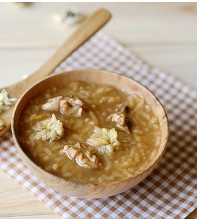 婴儿健脑食谱:核桃仁稠粥_婴儿