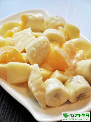 6-8个月的宝宝水果沙拉推荐