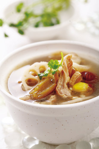 产后贫血,药膳食谱来调理_产后