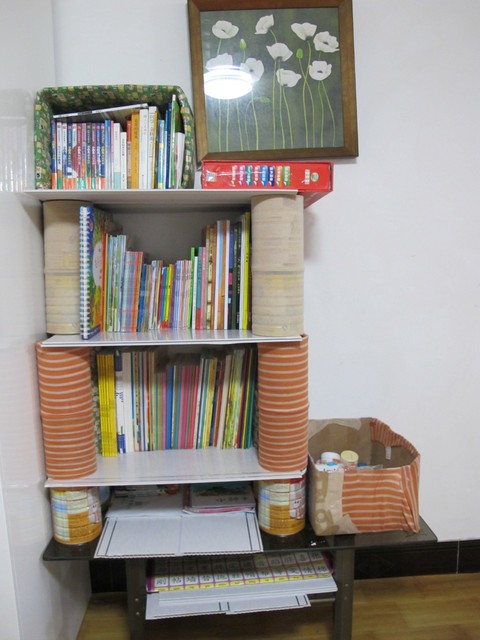 奶粉罐DIY书柜_奶粉罐_亲亲宝贝网