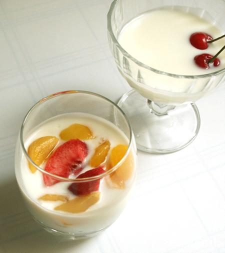 酸奶什么时候喝最好 喝酸奶的最佳时间_达能酸奶