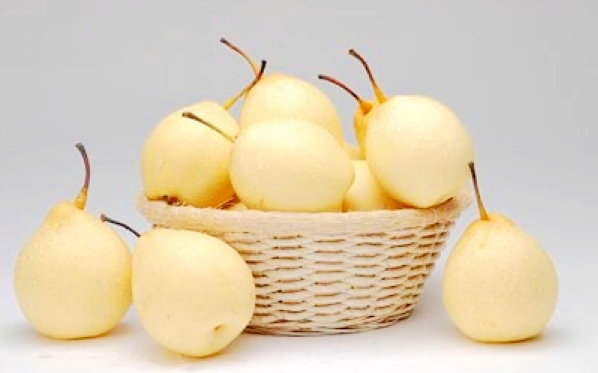 秋冬皮肤干燥起皮 吃什么水果滋润去火_冬季养