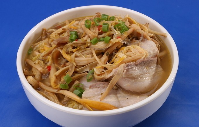 黄花菜的功效与作用剖析_饮食档案