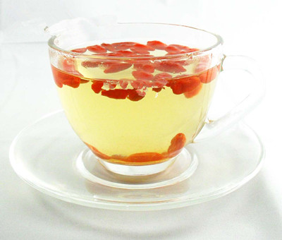 补气茶饮推荐:黄芪红枣枸杞茶_功能性调理