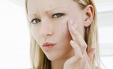 中医养生:女性脸色暗黄吃什么好