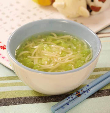 宝宝生病没胃口怎么办？推荐白菜烂面条