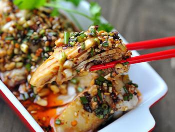 著名川菜口水鸡的做法