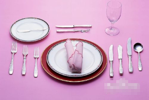 西餐礼仪攻略(图)_中西餐礼仪