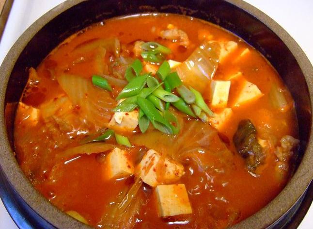 韩国泡菜汤的做法