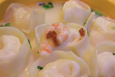 产后催奶食谱推荐：虾仁馄饨汤
