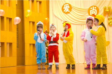 幼儿园亲子t恤涂鸦