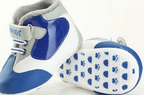 宝宝冬天穿什么鞋子好