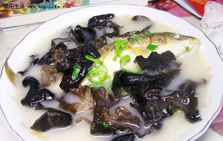 孕妇怎么吃木耳好 六款零基础”木耳大餐“学起来