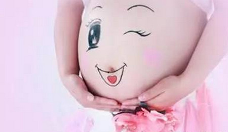 男人，请多体贴孩子妈！她在家并不比你上班舒服，只为好好带娃