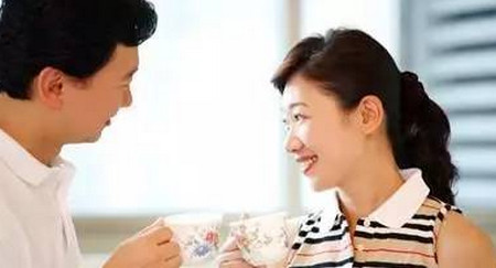 生完孩子后，稍微打扮一下婆婆就说我，老公教我一招，婆婆逢人便夸我！