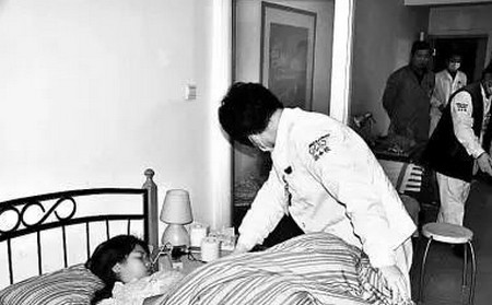 咱们当女人不就为了家庭和谐吗？他爸想要，就再生一个呗，我不怕累！