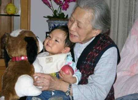 农村老大哥娶了个越南媳妇，如今儿女双全，但这个难题还是不能解决