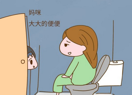 这些熊孩子在公共场合说的尴尬话，有时真的想“钻进地洞”.......