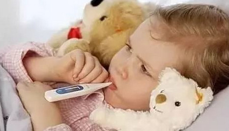 5岁孩子反复发烧，每次吃了退烧药就好......结果后来发现患了肺炎