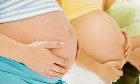 胎宝宝在孕肚里都做些什么呢？这些小秘密，孕妈你知道吗？