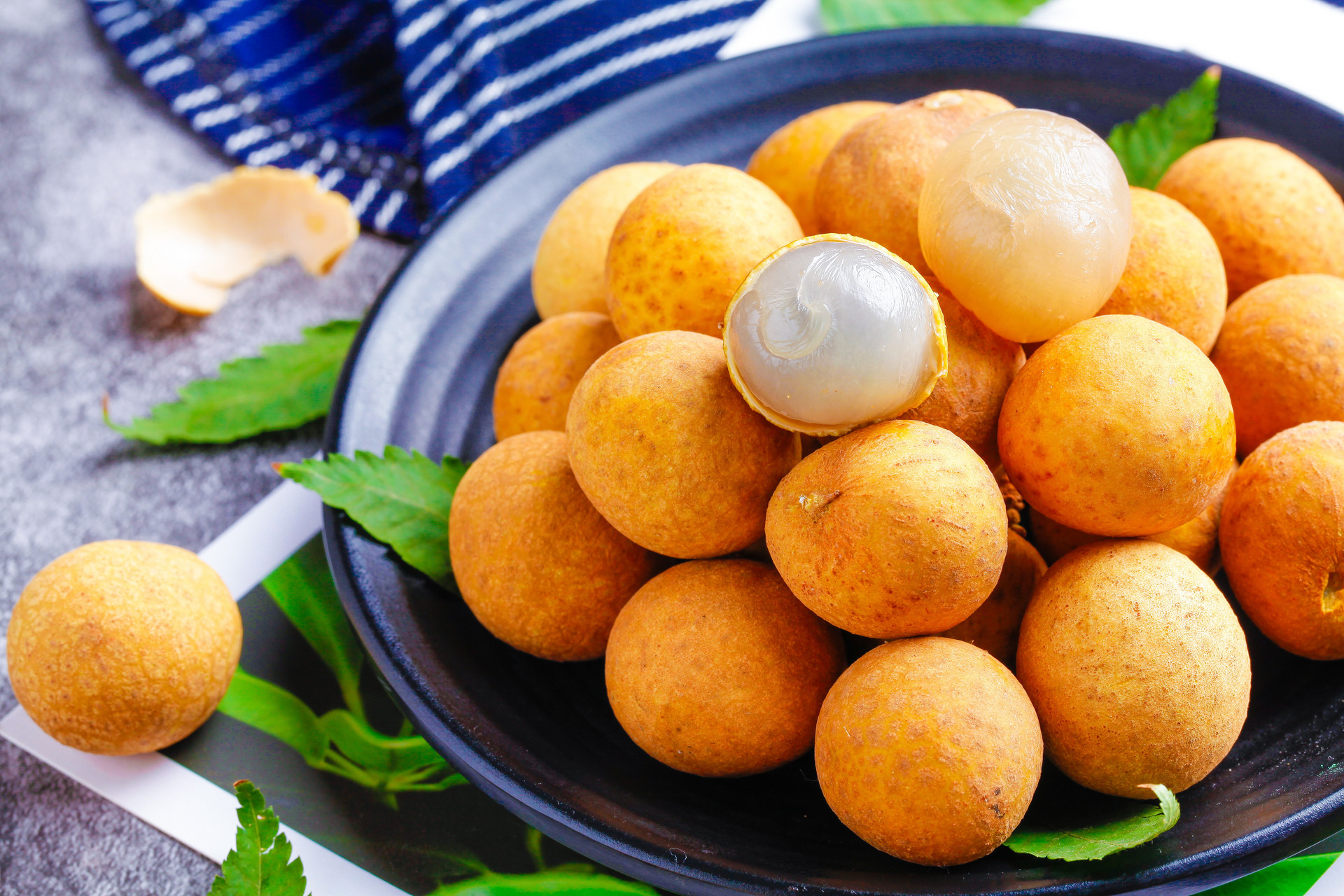 描写龙眼的作文300字左右