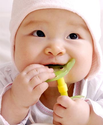 怎样对1岁宝宝进行智慧教育 - 智力开发 - 亲亲