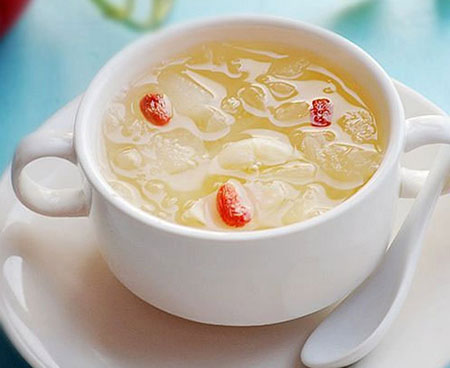 银耳怎么煮给孩子吃 56664425d991d.jpg